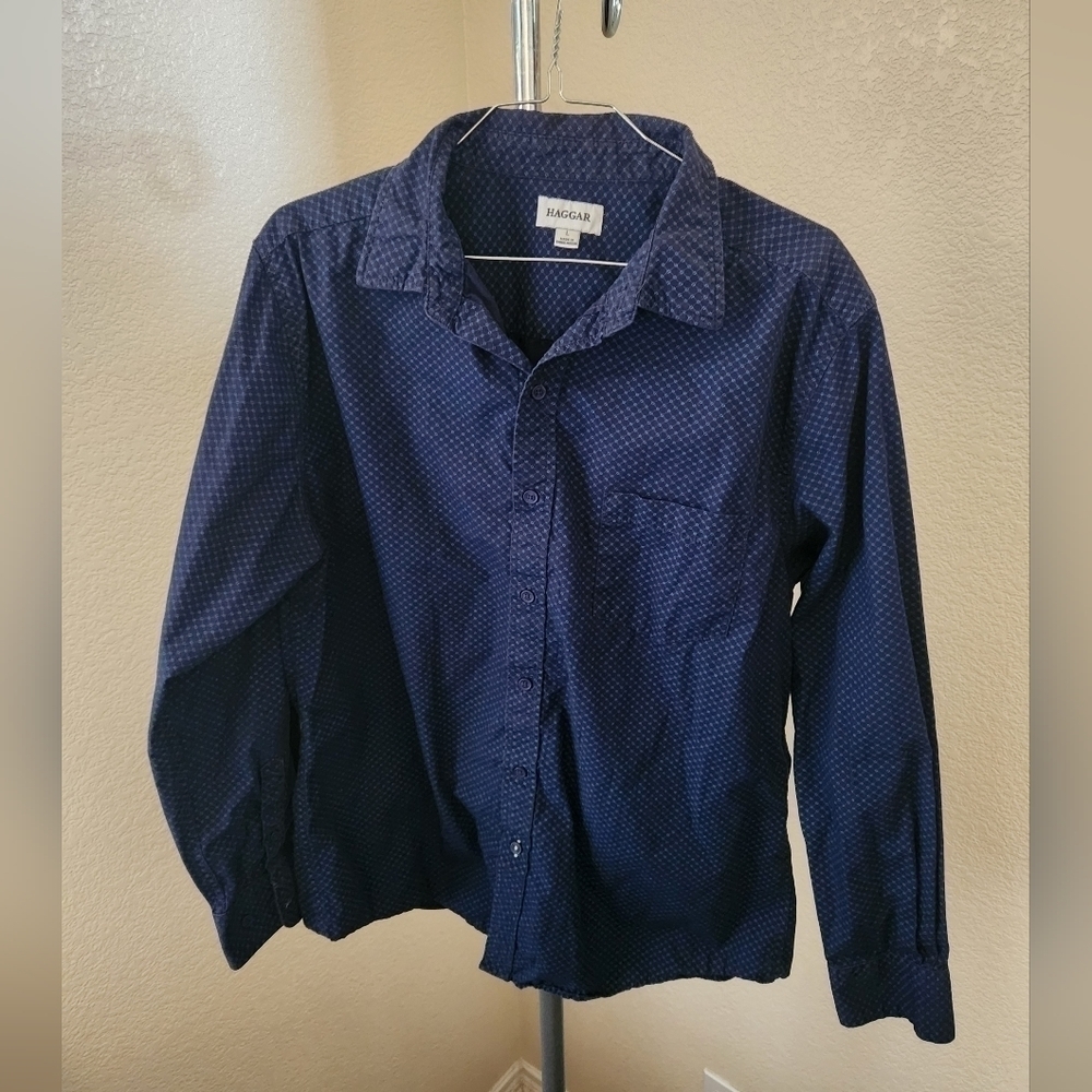Haggar Long Sleeve Button Up Shirt With Pocket